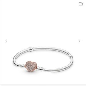 Pandora bracelet w/ heart clasp
